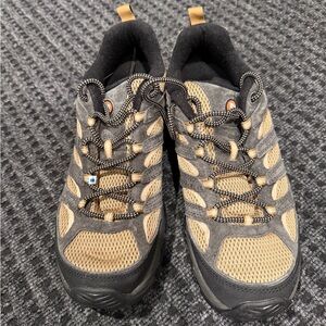 Merrel Moab 3 hiking shoes